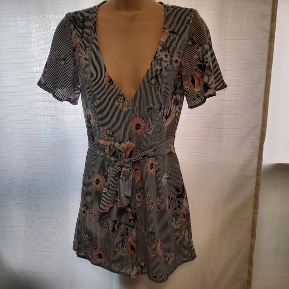 Crystal Doll Black White Ruffled Wrap Romper - Picture 5 of 10